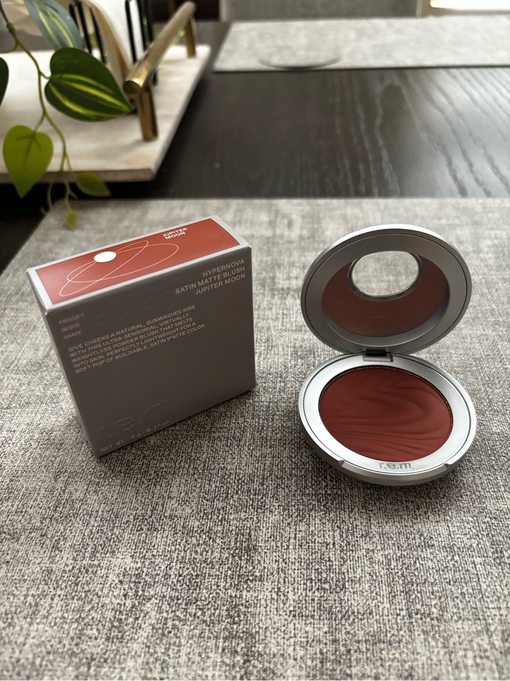 r.e.m. beauty Hypernova Satin Matte Blush FULL SIZE New